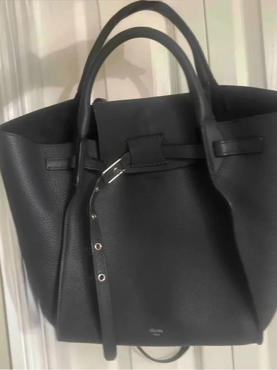 Celine - Picture 1 of 4